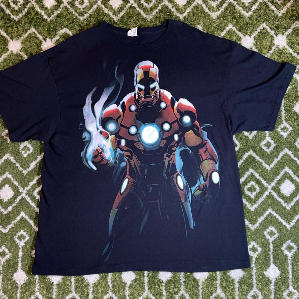 Vintage 2000s Iron Man Graphic shirt 2X